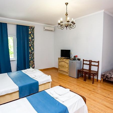 Hotel Sabina Gagra Buitenkant foto