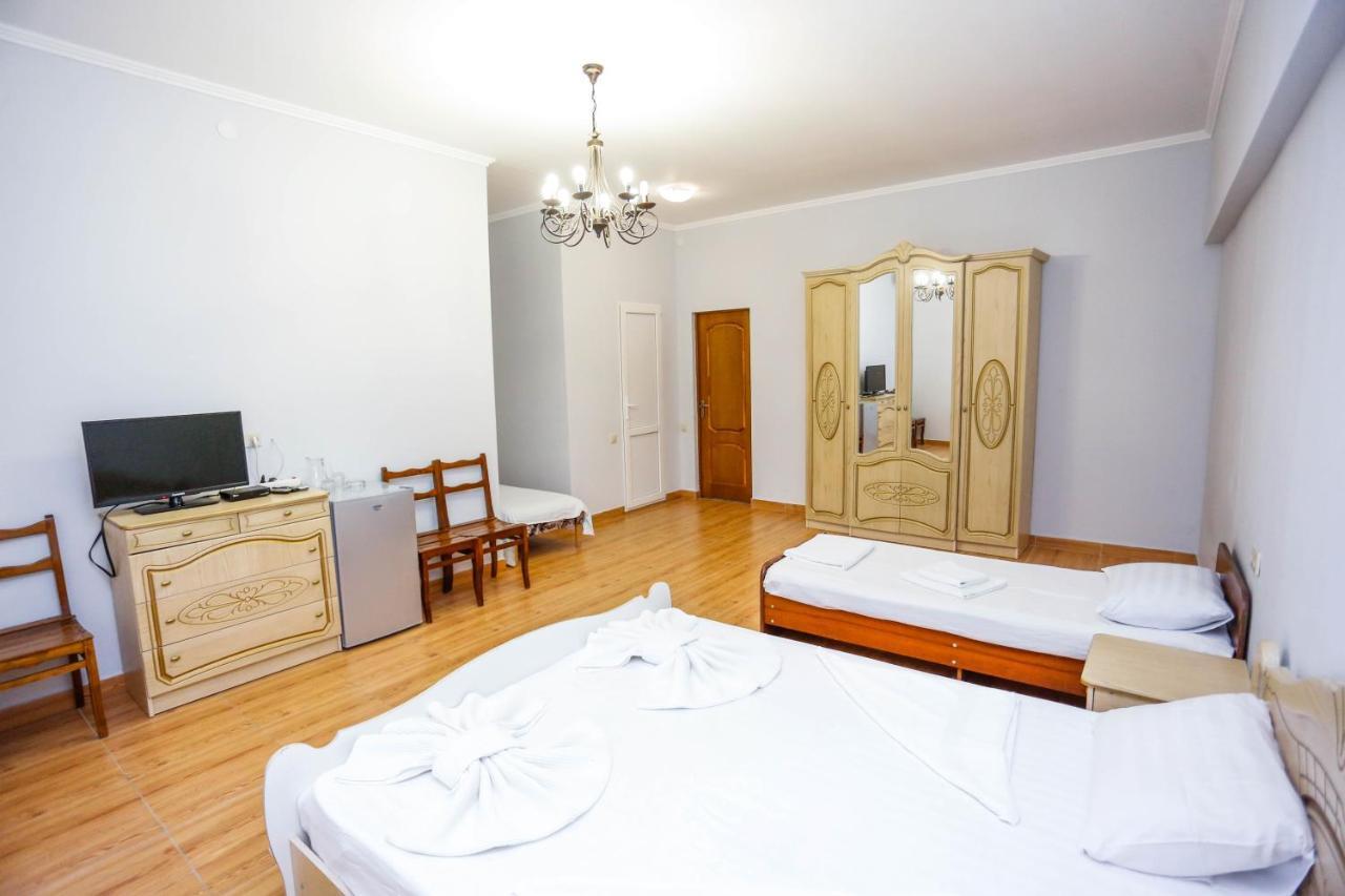 Hotel Sabina Gagra Buitenkant foto