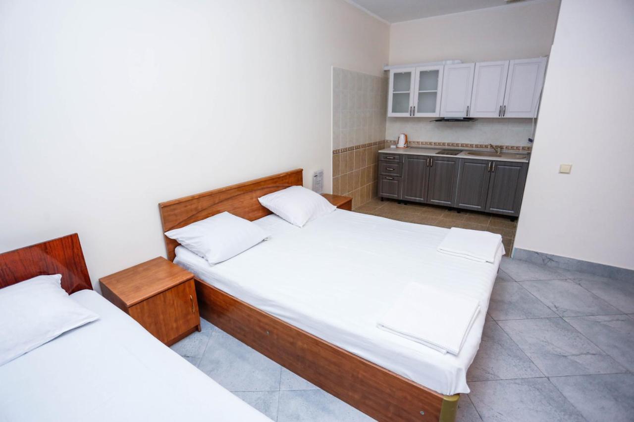 Hotel Sabina Gagra Buitenkant foto