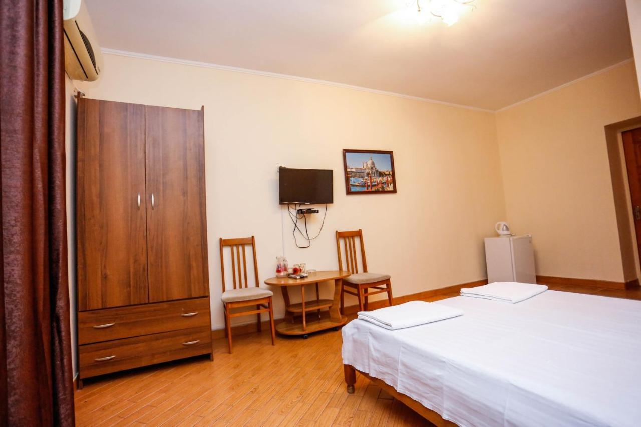 Hotel Sabina Gagra Buitenkant foto