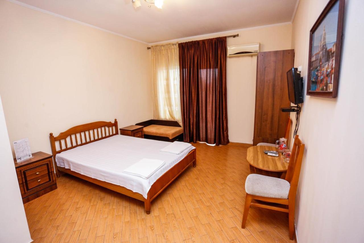 Hotel Sabina Gagra Buitenkant foto