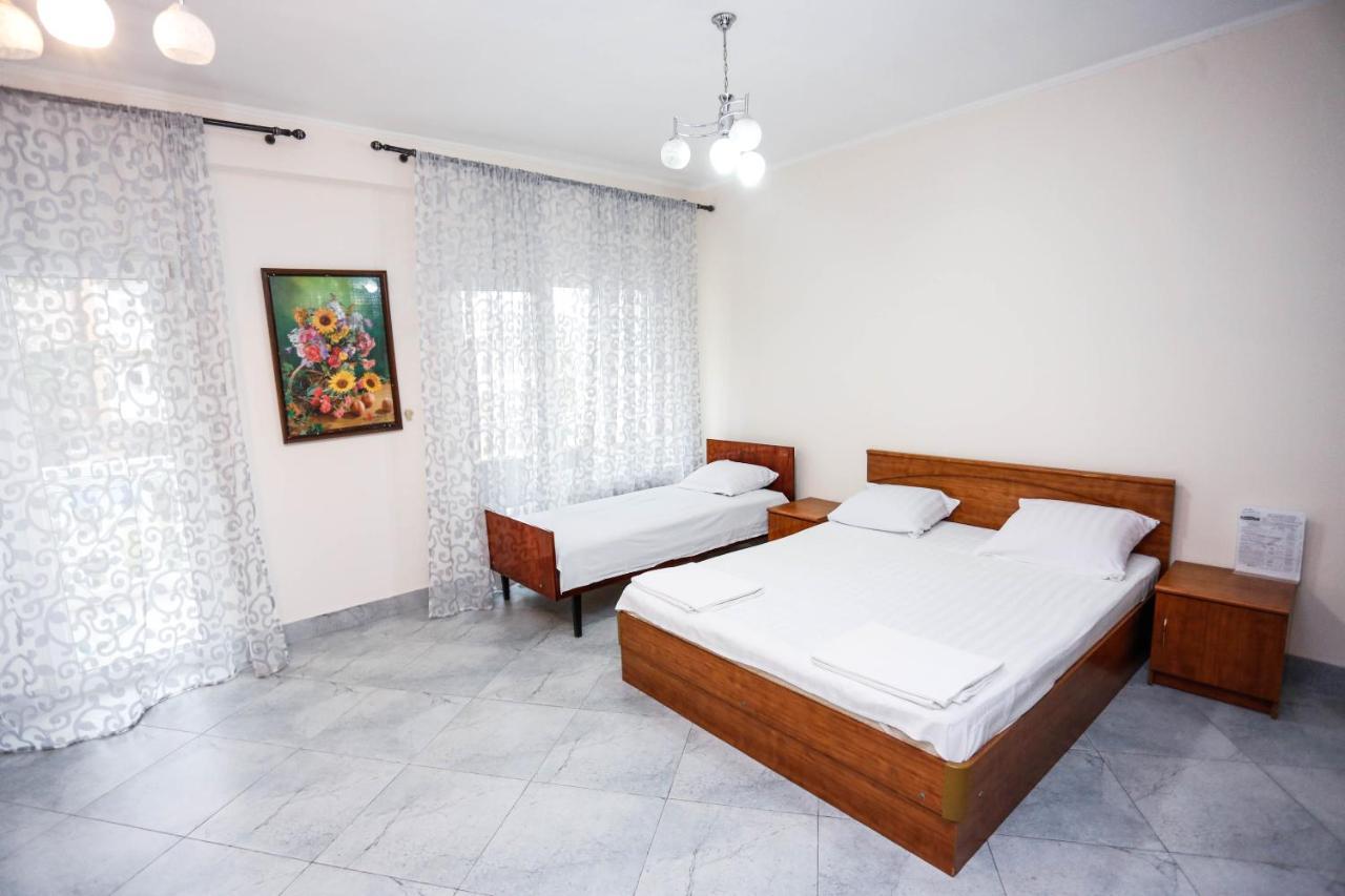 Hotel Sabina Gagra Buitenkant foto