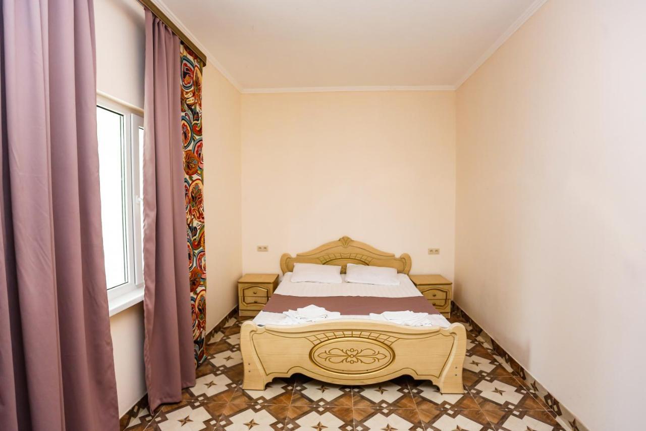 Hotel Sabina Gagra Buitenkant foto