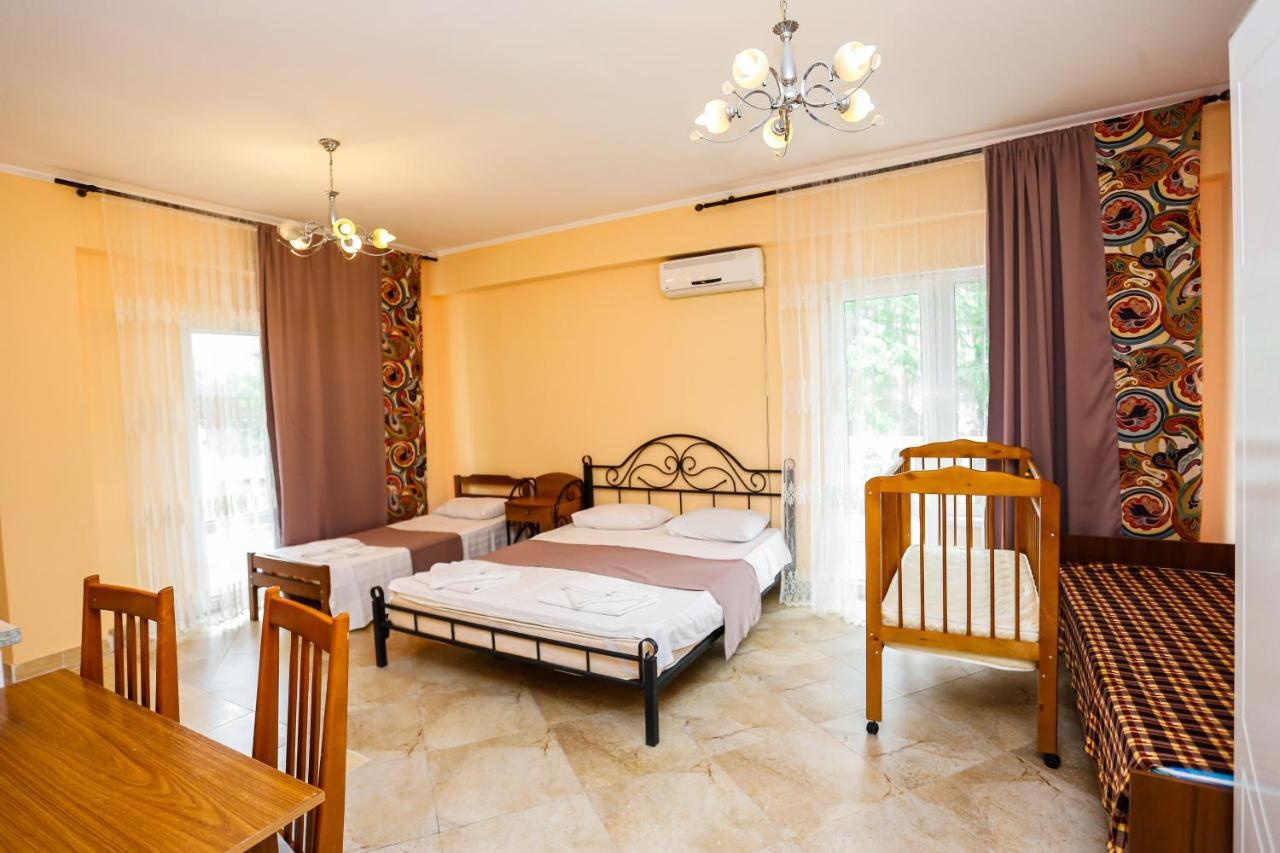 Hotel Sabina Gagra Buitenkant foto