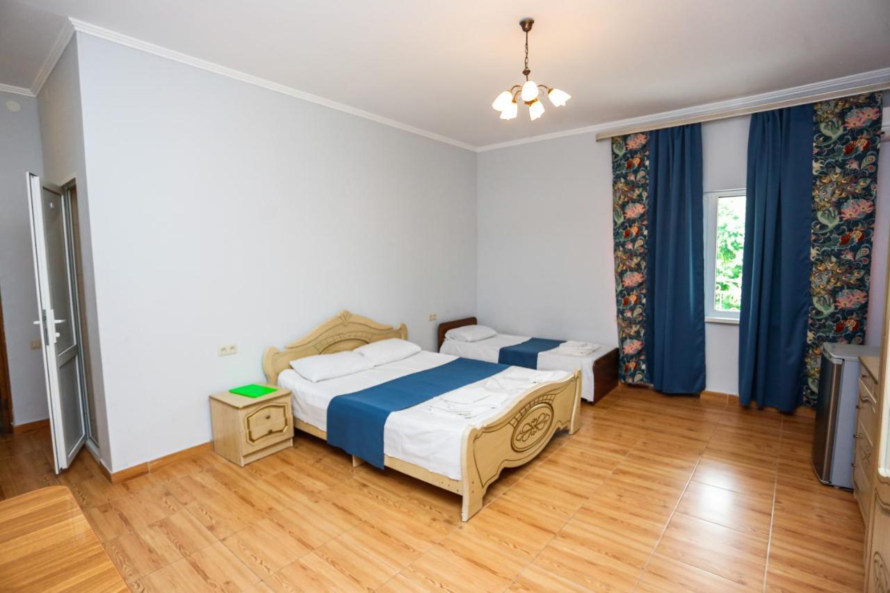 Hotel Sabina Gagra Buitenkant foto