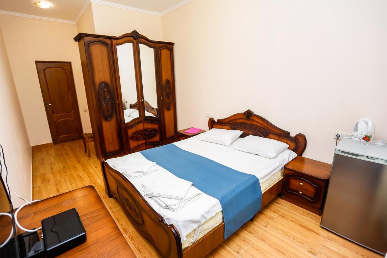 Hotel Sabina Gagra Buitenkant foto
